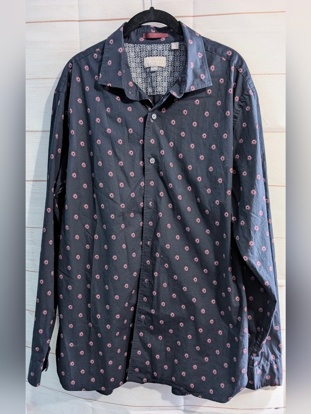 Ted Baker London Dark Navy Blue Button-Up Shirt with Pink Floral Print Size XL